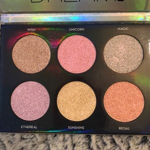 Anastasia Beverly Hills Makeup - Dream Glow Kit Anastasia Beverly Hills Makeup - Dream Glow Kit